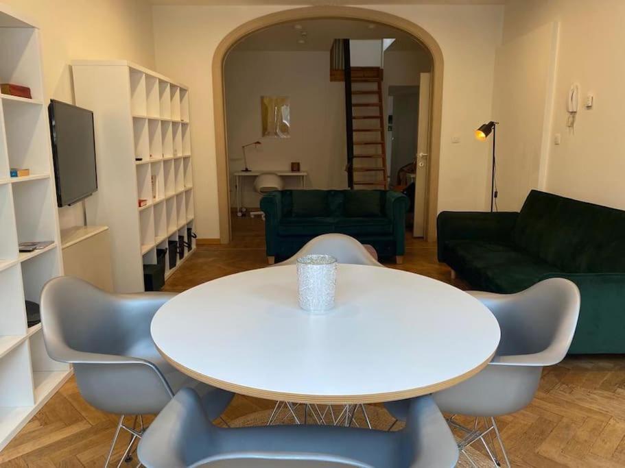 Art Deco - Two Bedroom Apartment Gent Kültér fotó